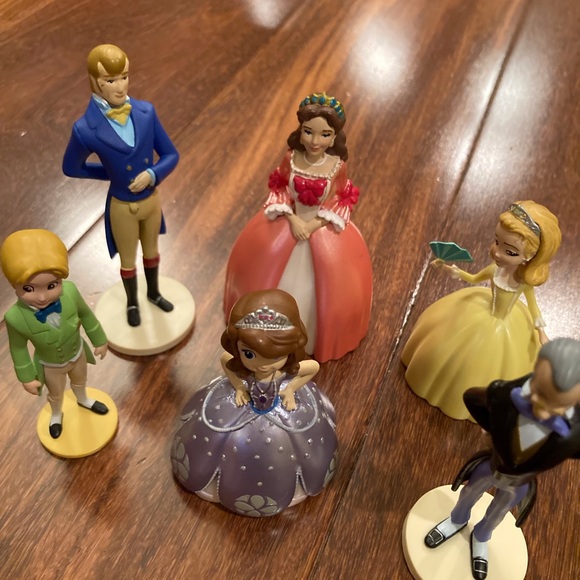 Disney Sofia the First Toys (8 total) - Picture 2 of 2